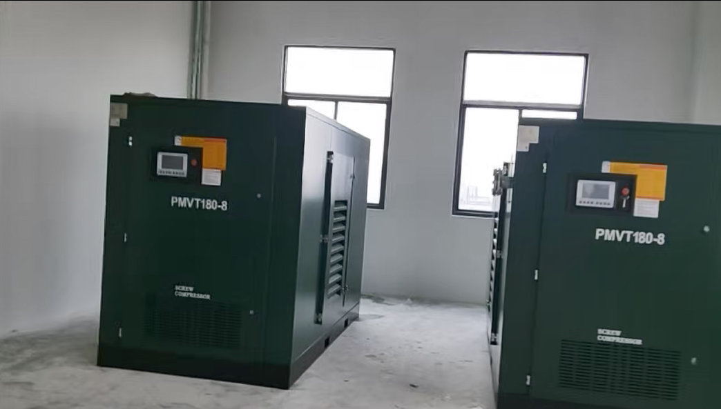 六盘水某造纸厂开山空压机移机就位